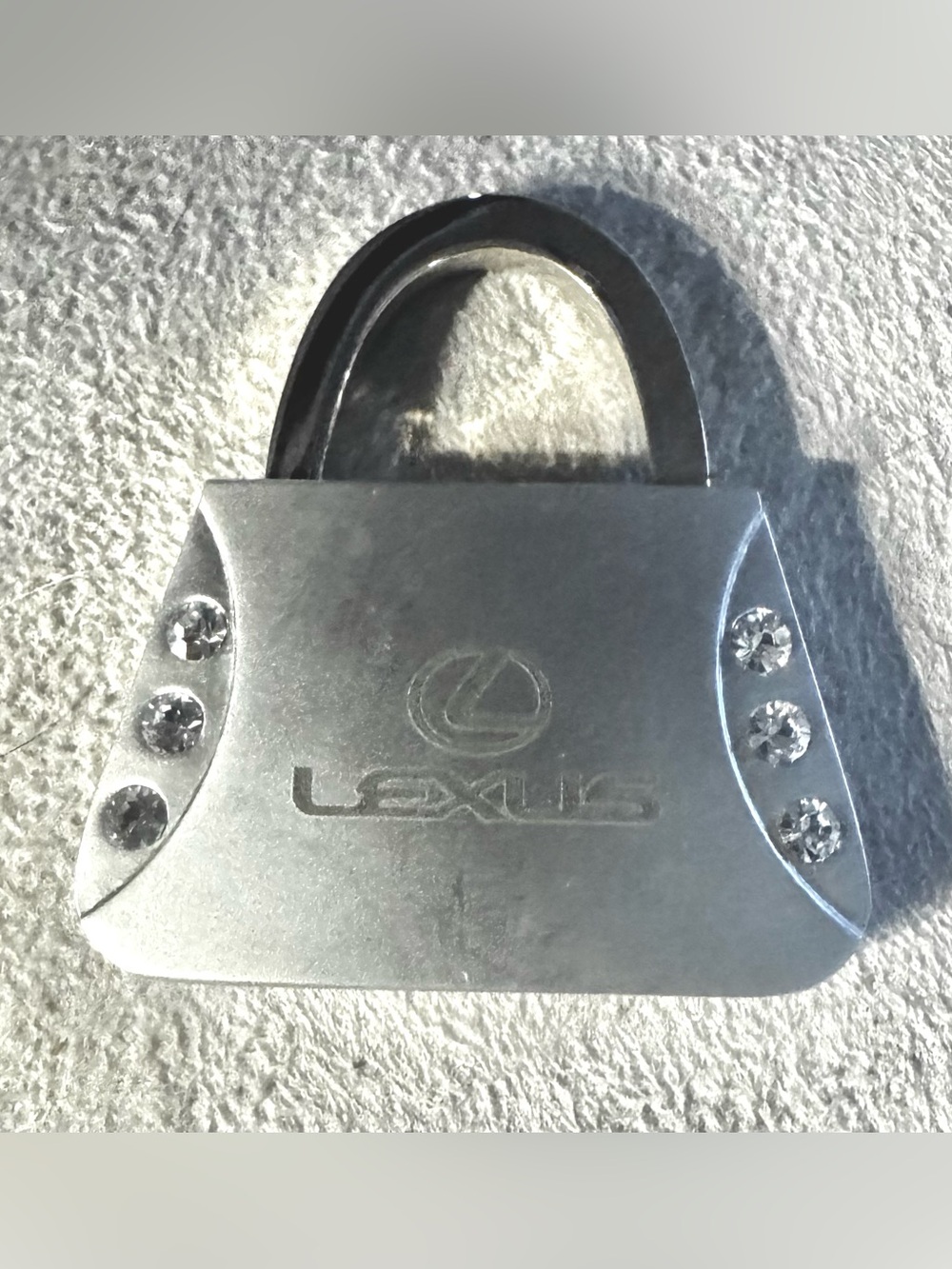 Lexus Silver Rhinestone Key Chain ir Purse Charm